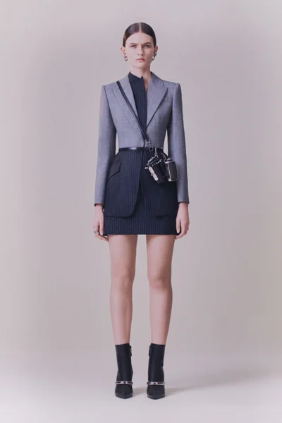 Look 19